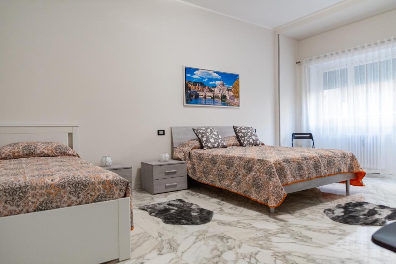 Locazione Turistica Via Dei Savorelli 120 ローマ エクステリア 写真